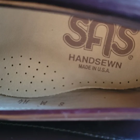 SAS Vintage 1988 Cordovan Leather Penny Loafers New with Original Box Size 8M
